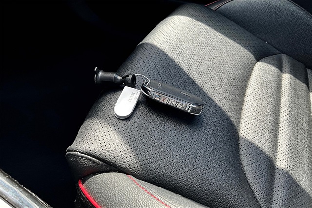 2023 Kia Forte GT photo 7