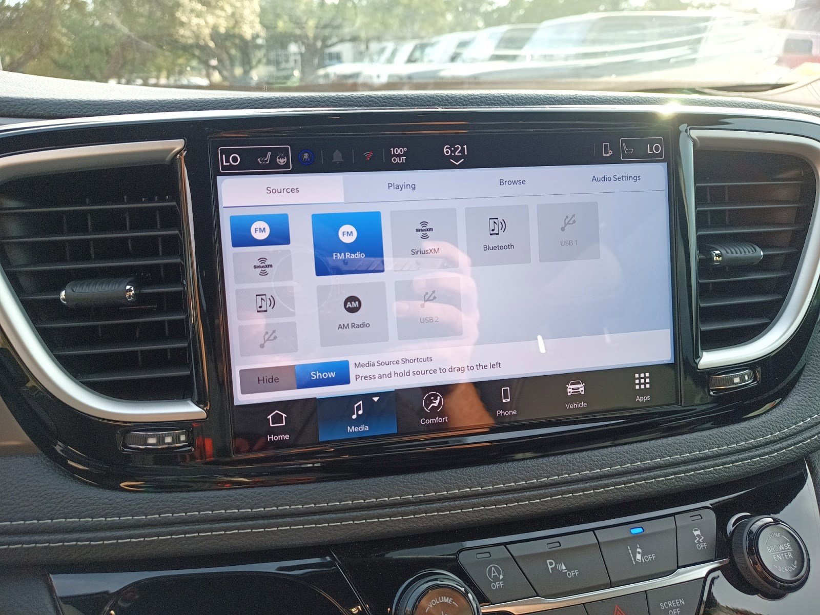 2026 Chrysler Pacifica photo 15