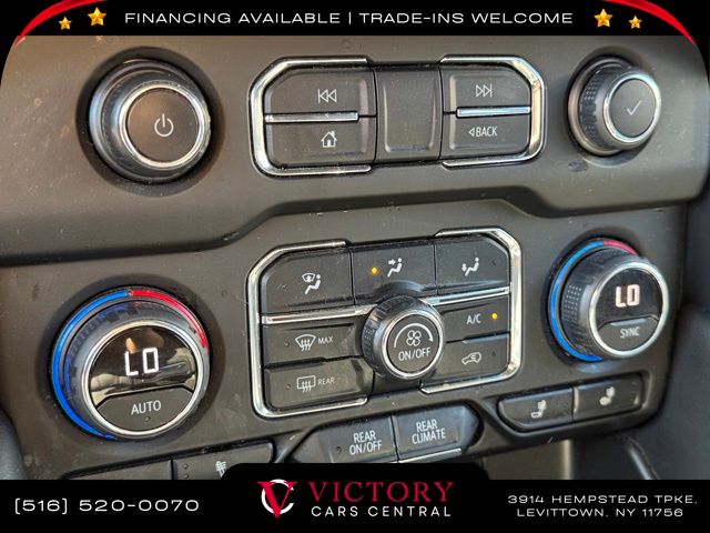 2021 Chevrolet Suburban RST photo 30