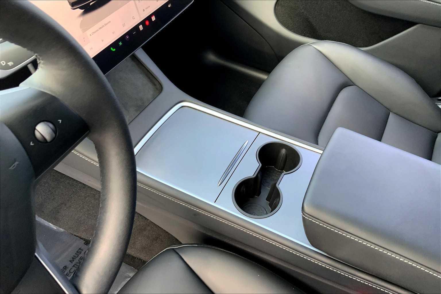2024 Tesla Model Y Long Range photo 13