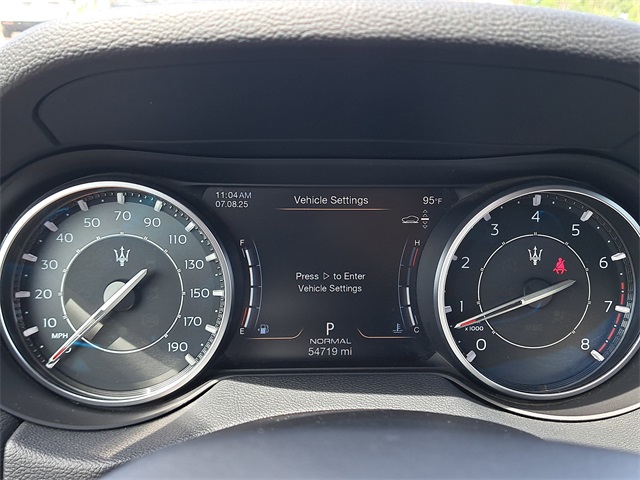 2023 Maserati Levante Modena S photo 21