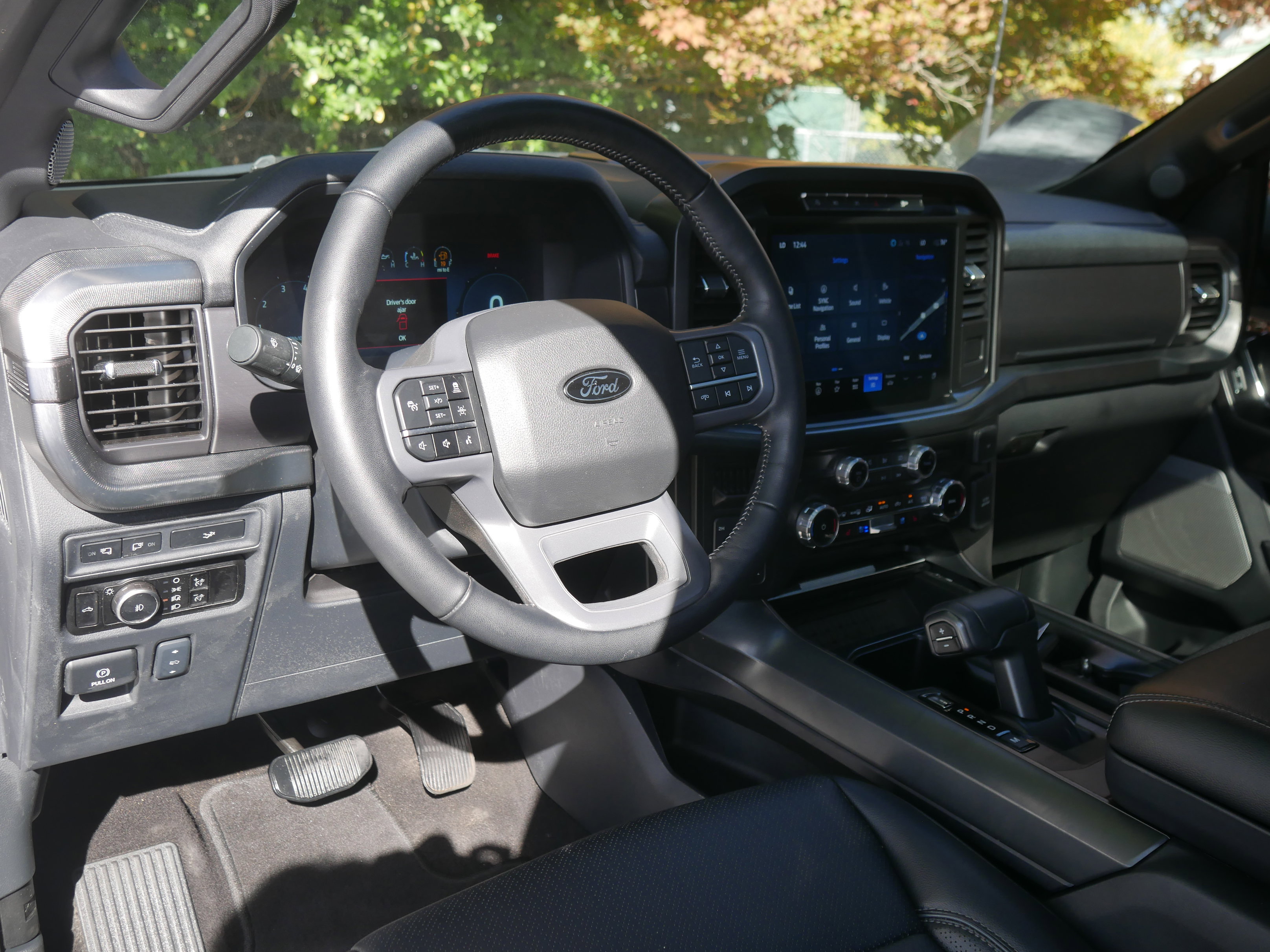 2024 Ford F-150 Lariat photo 4
