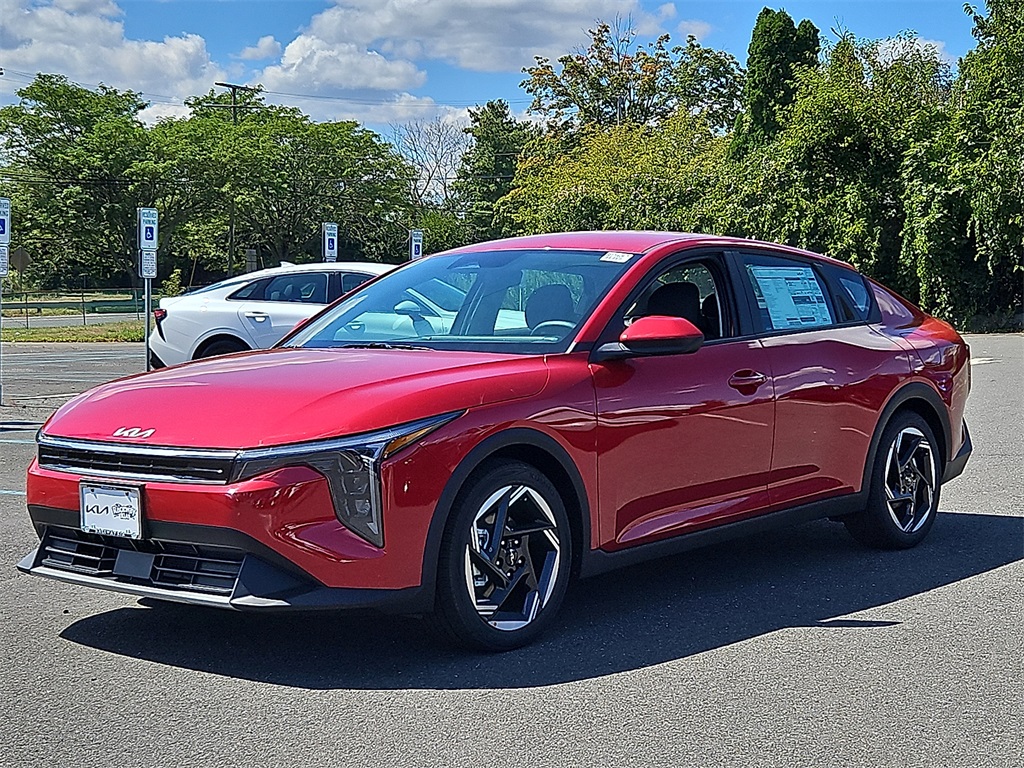 2025 Kia K4 EX photo 3