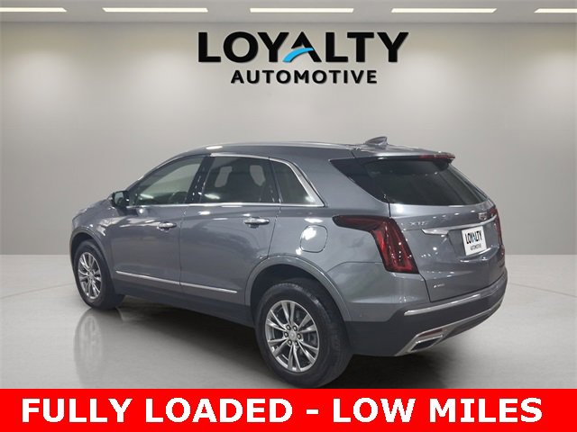 2021 Cadillac XT5 Premium Luxury photo 2