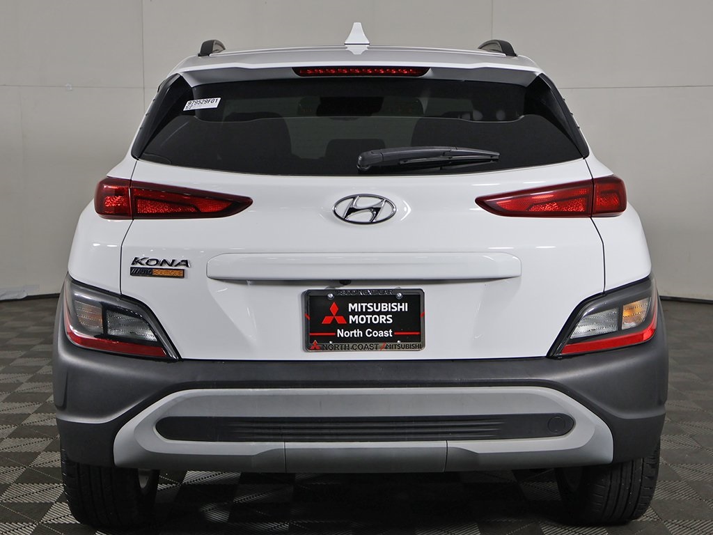 2023 Hyundai Kona SEL photo 3