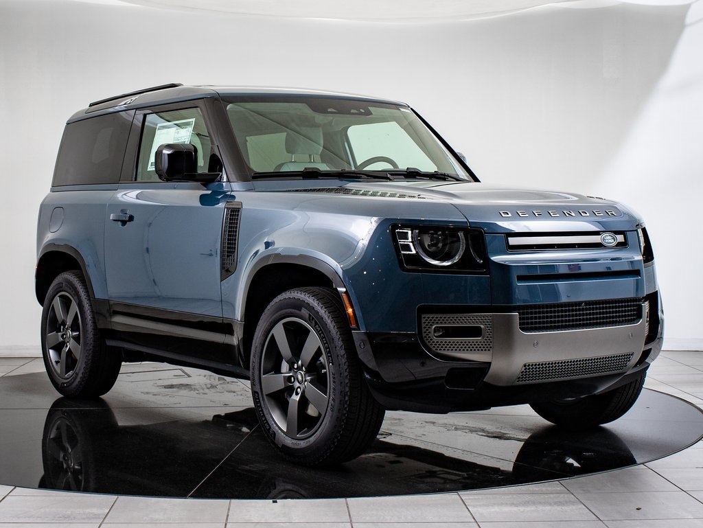 2025 Land Rover Defender 90 X-Dynamic SE photo 11