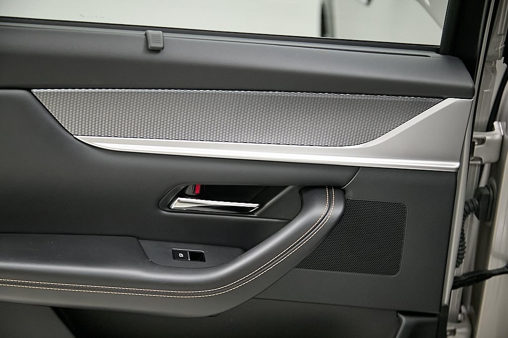 2025 MAZDA CX-90 - Image 19