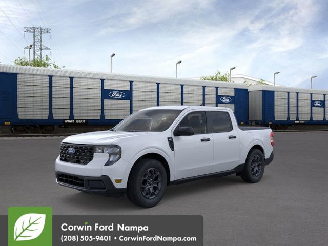New 2025 Oxford White Ford XLT image 1