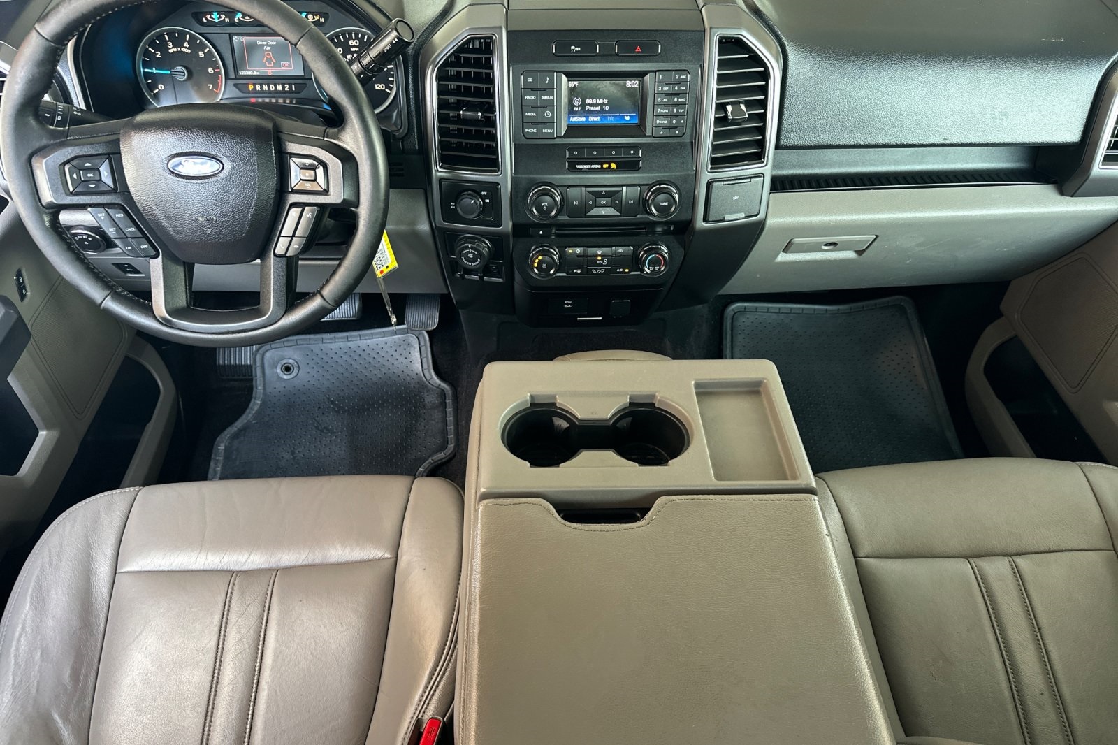 2017 Ford F-150 XLT photo 10
