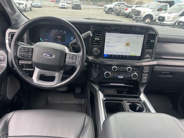 2023 Ford F-250 Lariat photo 12