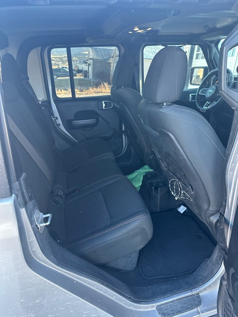 2021 Jeep Gladiator Mojave photo 3