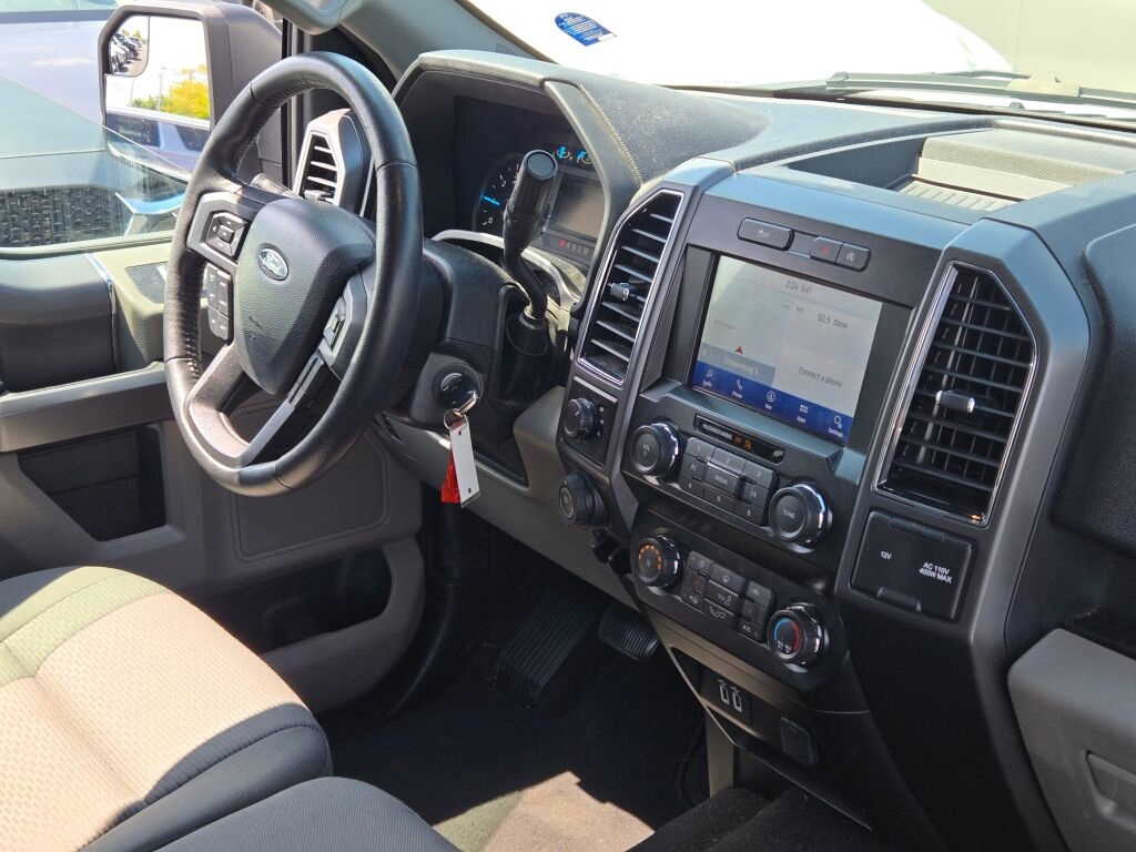 2020 Ford F-150 XLT photo 4