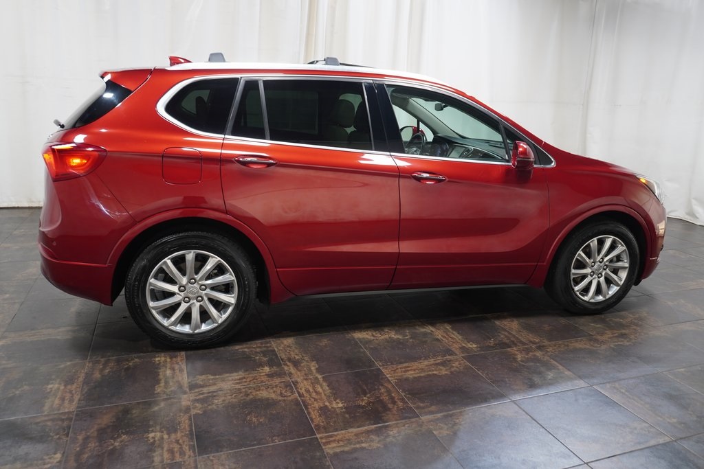 2019 Buick Envision Essence photo 2