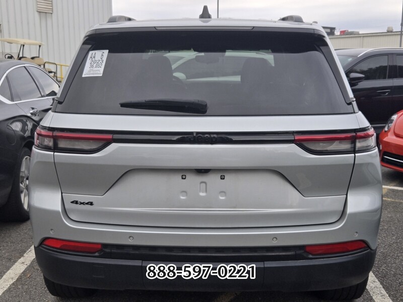 2023 Jeep Grand Cherokee Altitude X photo 4