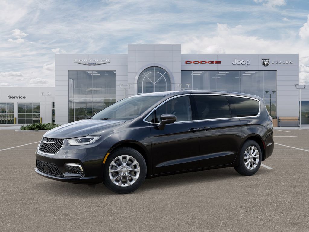 2026 Chrysler Pacifica photo 2