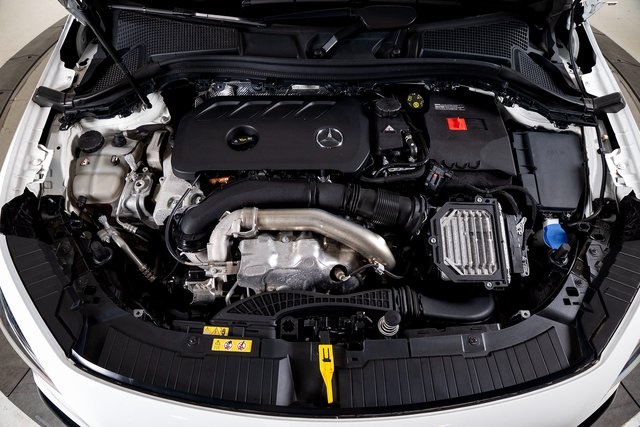 2024 Mercedes Benz GLA 250 photo 10