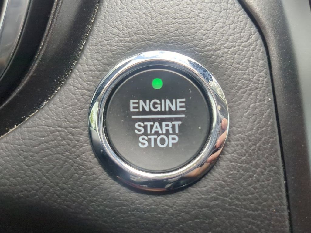 2020 Ford Fusion Titanium photo 29