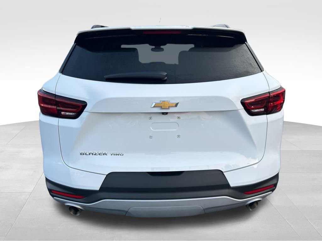 2023 Chevrolet Blazer 2LT photo 4