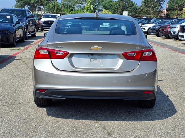 2025 Chevrolet Malibu 1LT photo 21