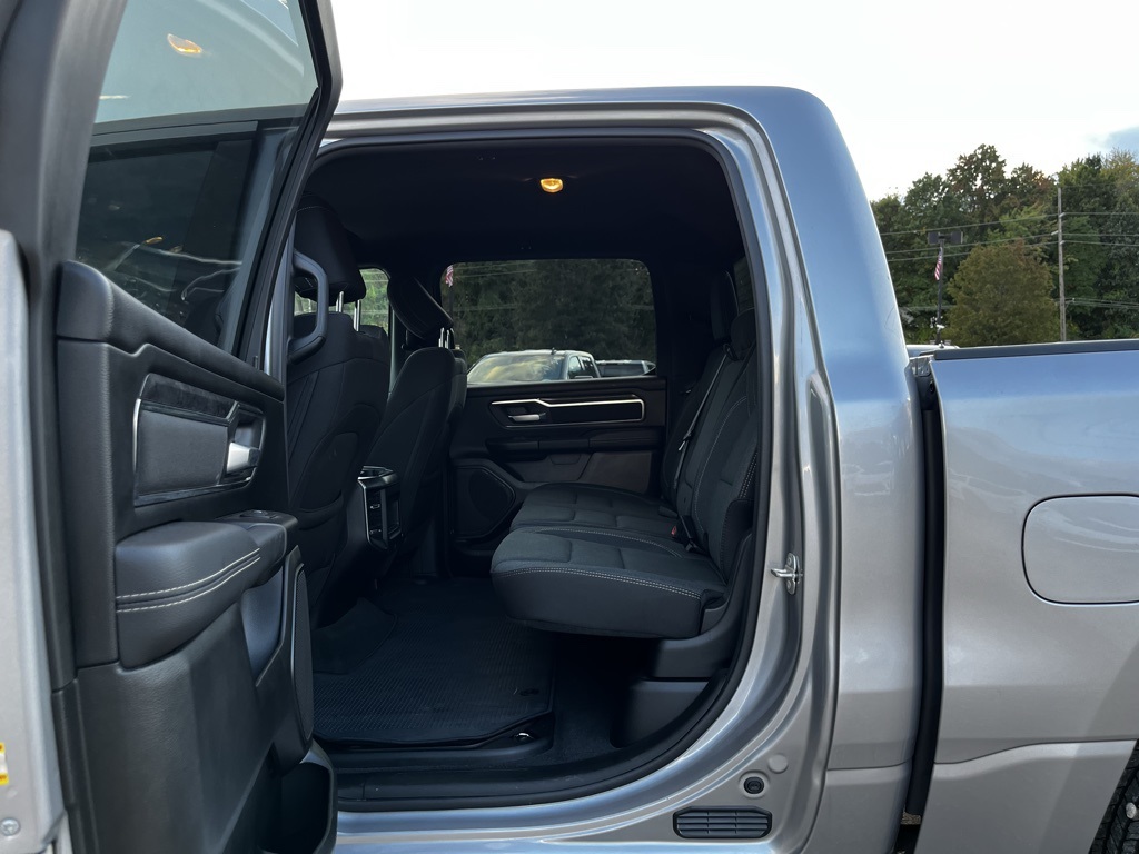 2024 Ram 1500 photo 17