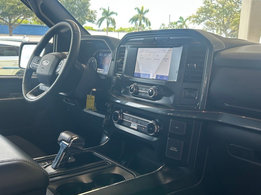 2022 Ford F-150 XLT photo 24