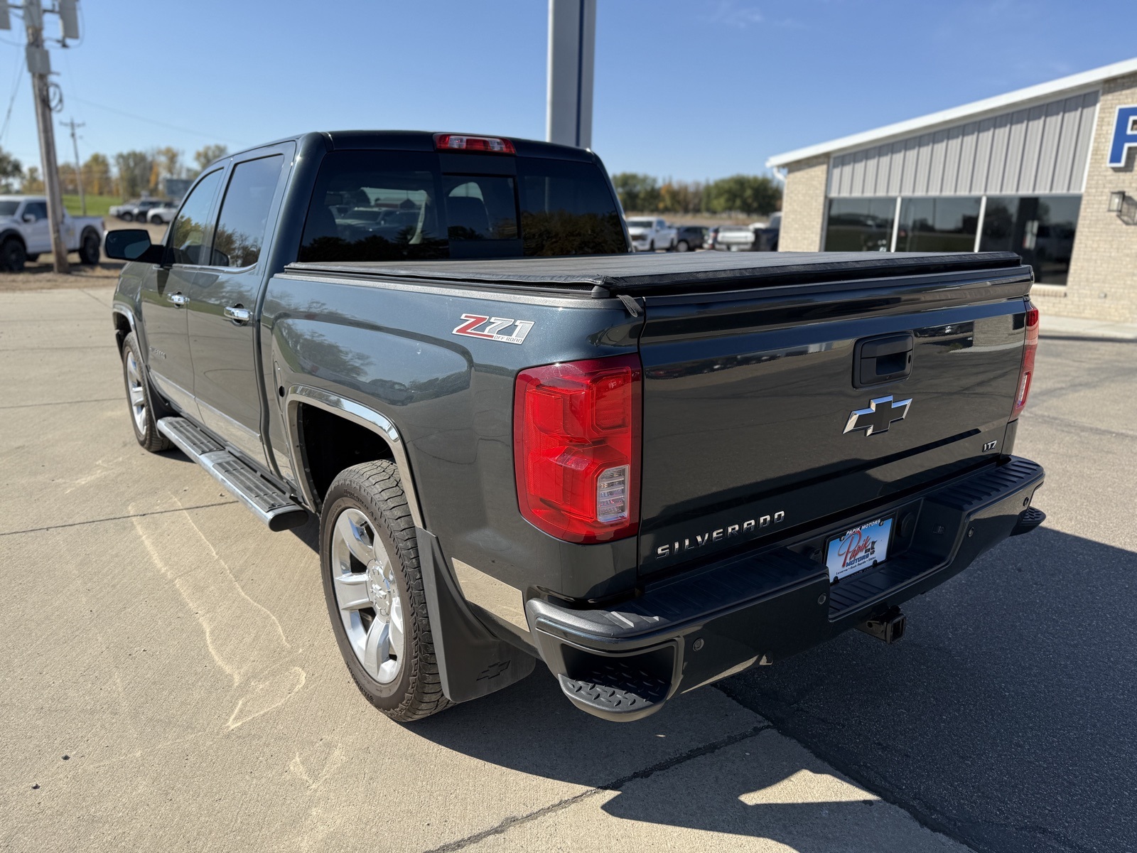 2017 Chevrolet Silverado 1500 LTZ photo 4