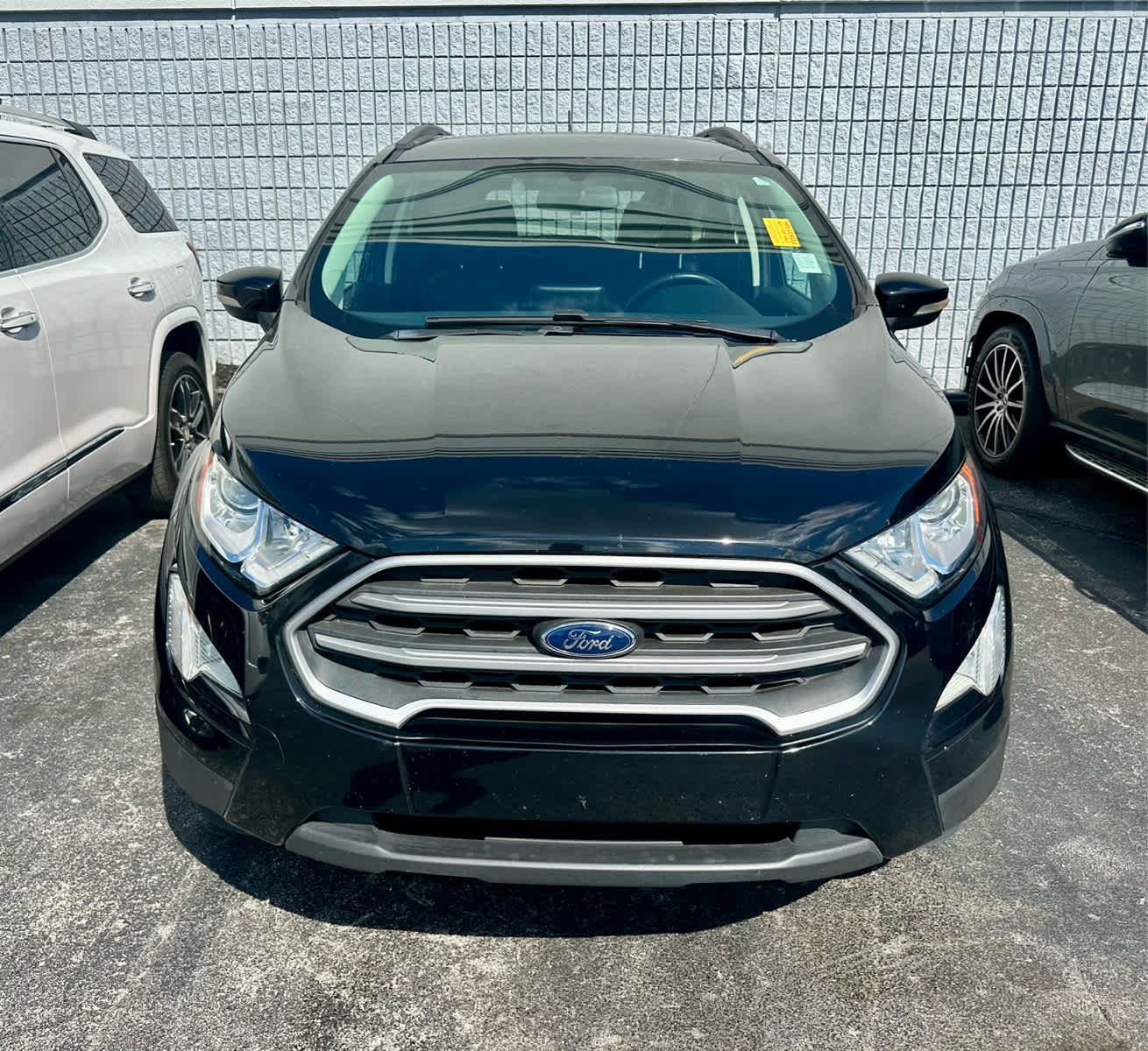 2020 Ford EcoSport SE photo 2