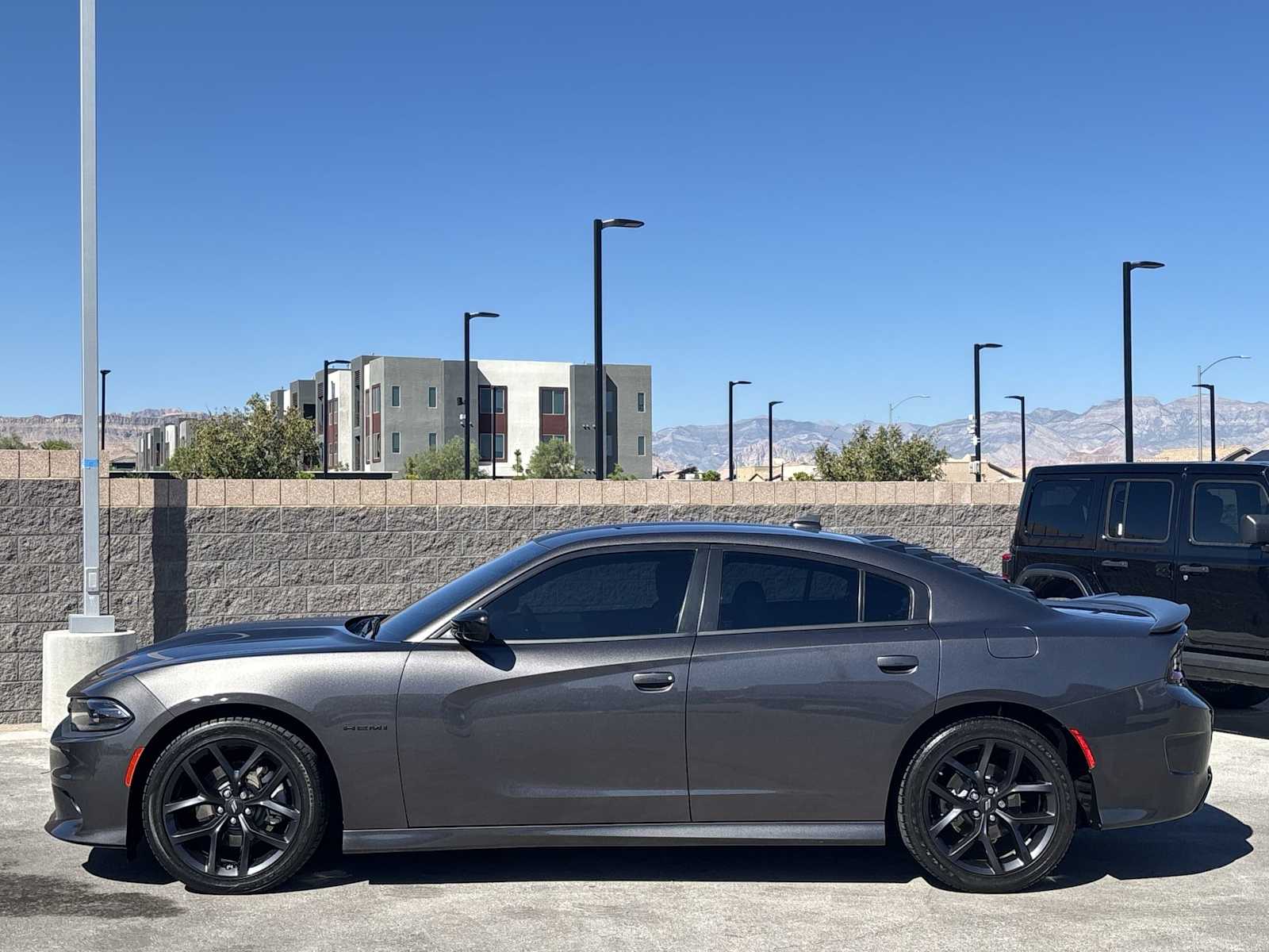 2022 Dodge Charger R/T photo 6