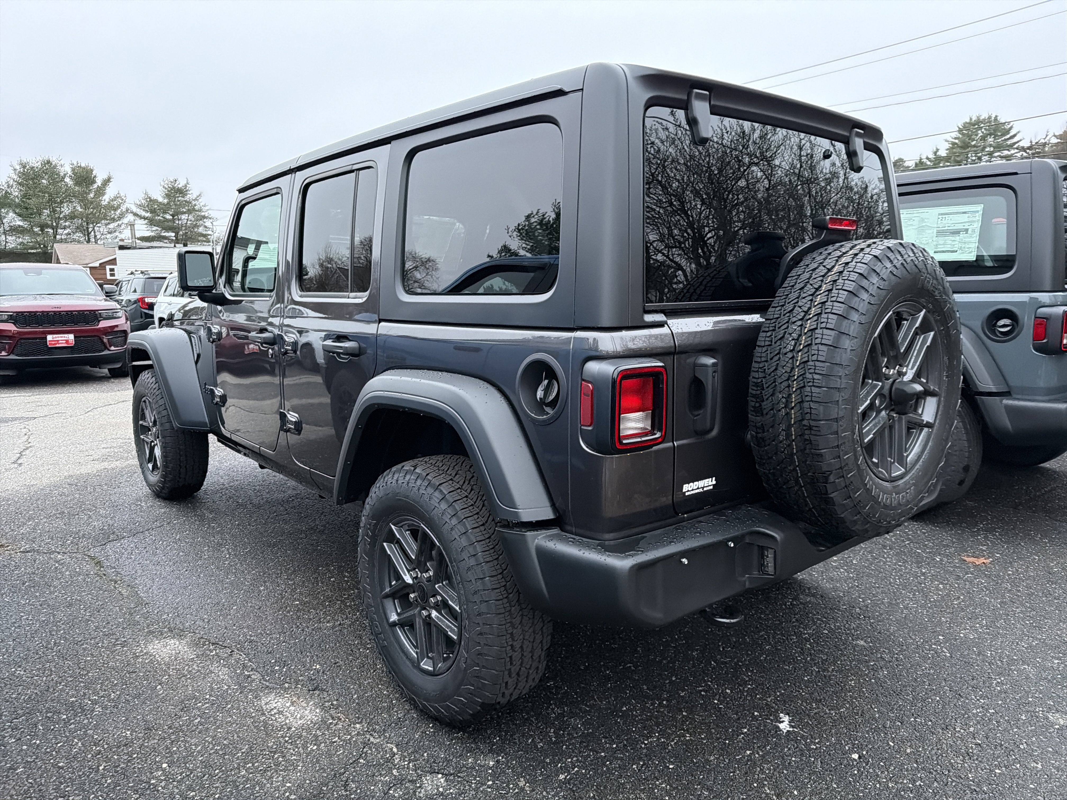 2026 Jeep Wrangler 4-Door Sport S's photo