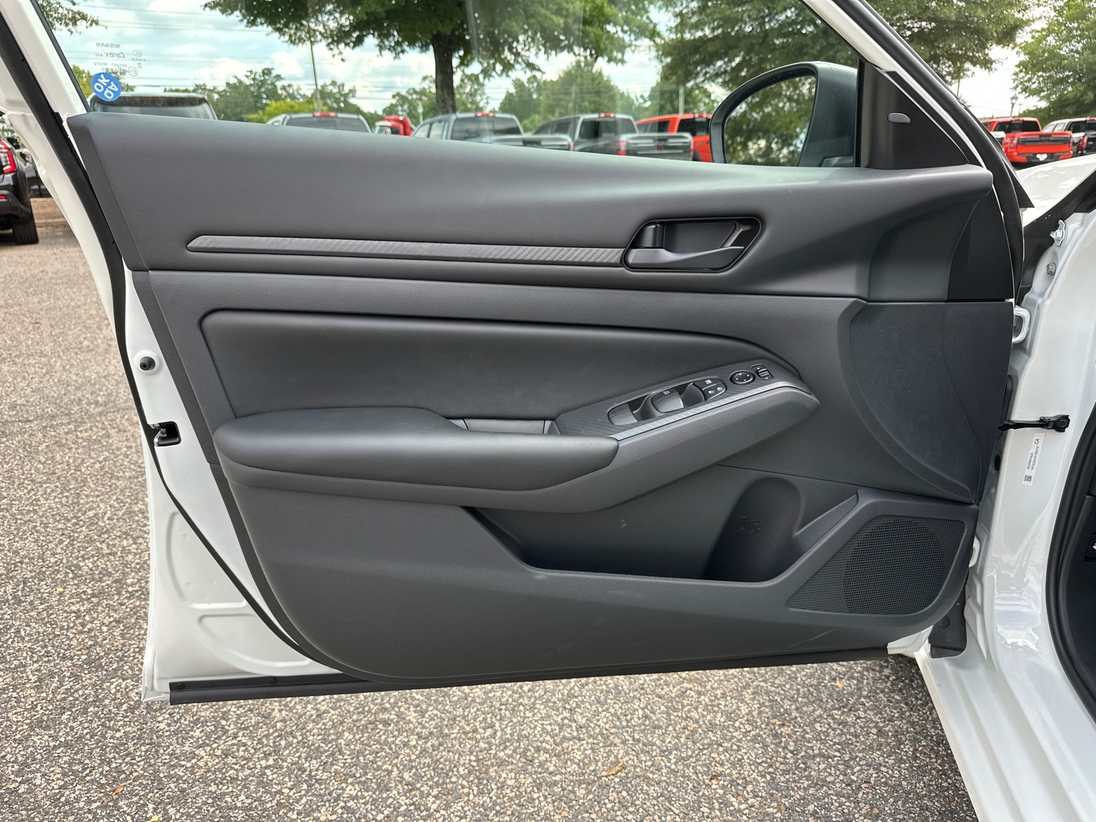 2025 Nissan Altima 2.5 S photo 9