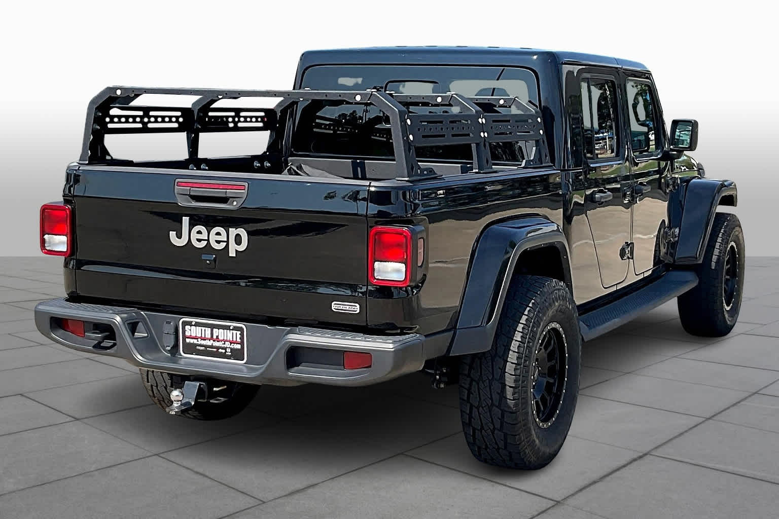 2021 Jeep Gladiator Overland photo 11