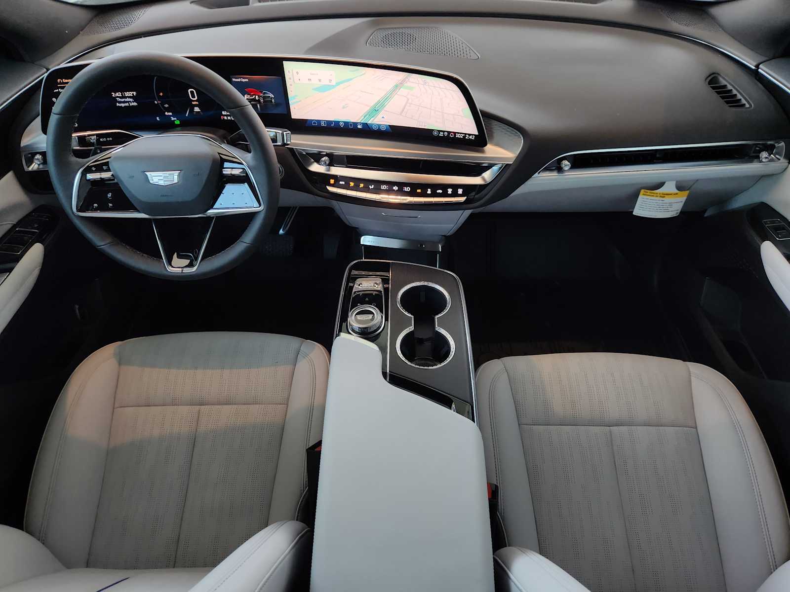 2025 Cadillac Lyriq Sport photo 17