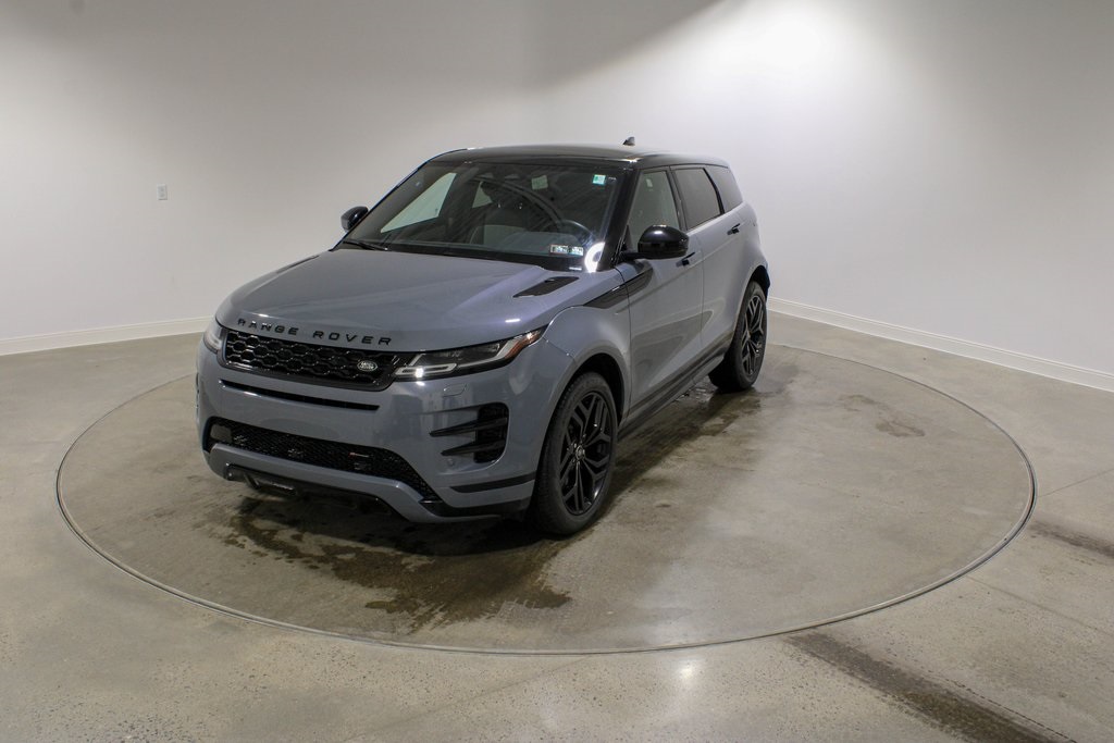 2023 Land Rover Range Rover Evoque SE's photo