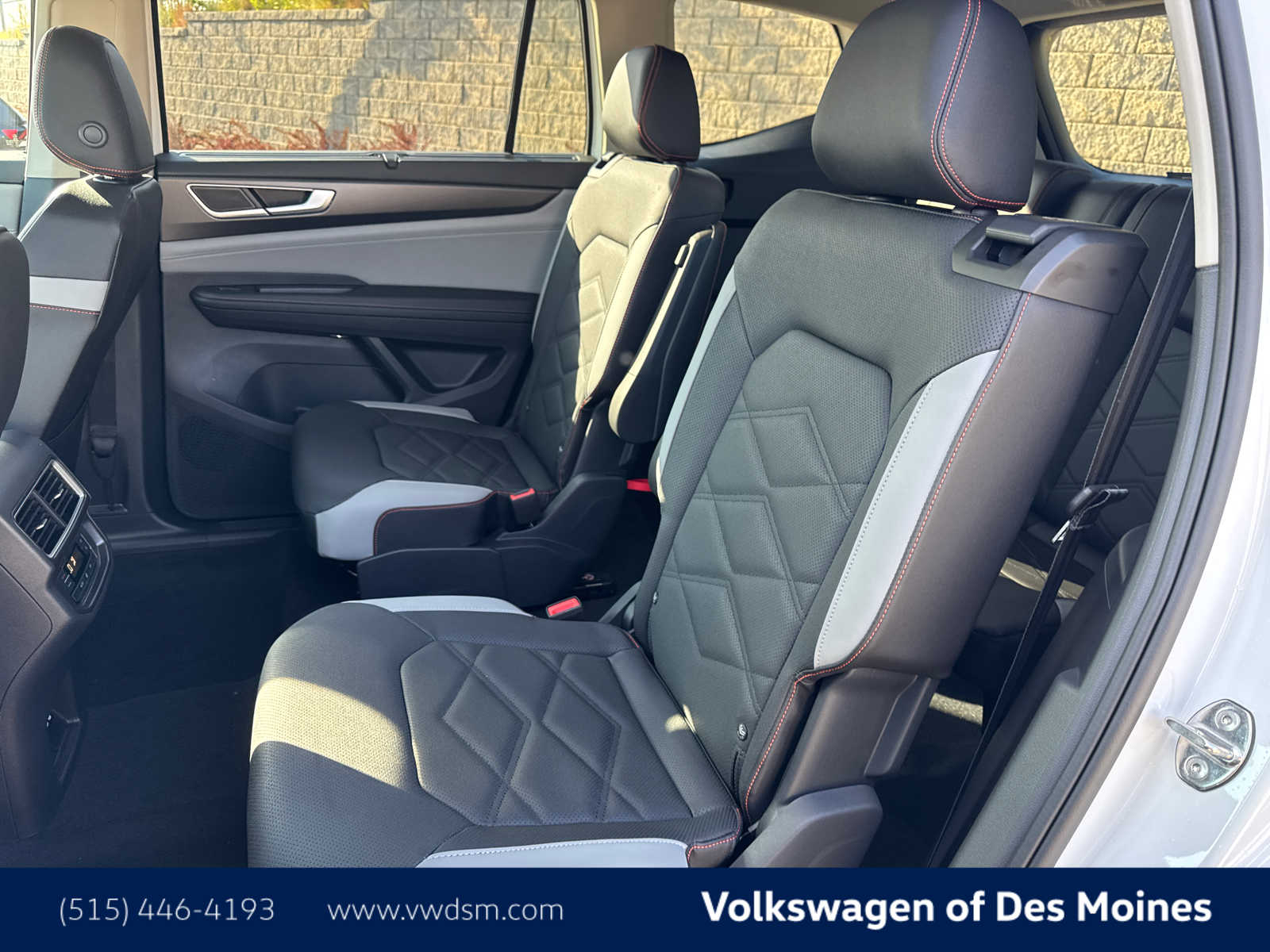 2026 Volkswagen Atlas Peak Edition SE photo 9