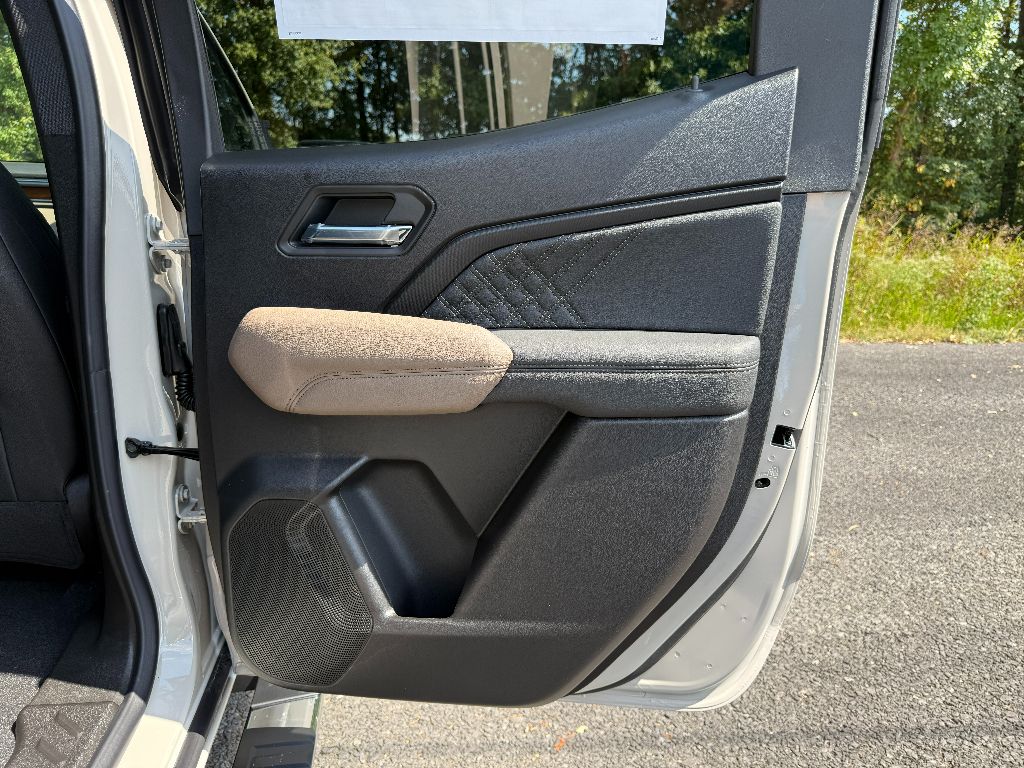 2026 Gmc Canyon Denali photo 30