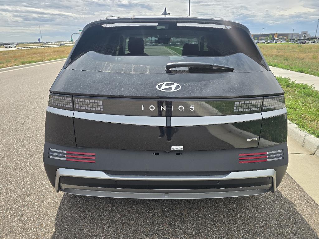 2025 Hyundai Ioniq 5 SEL photo 4