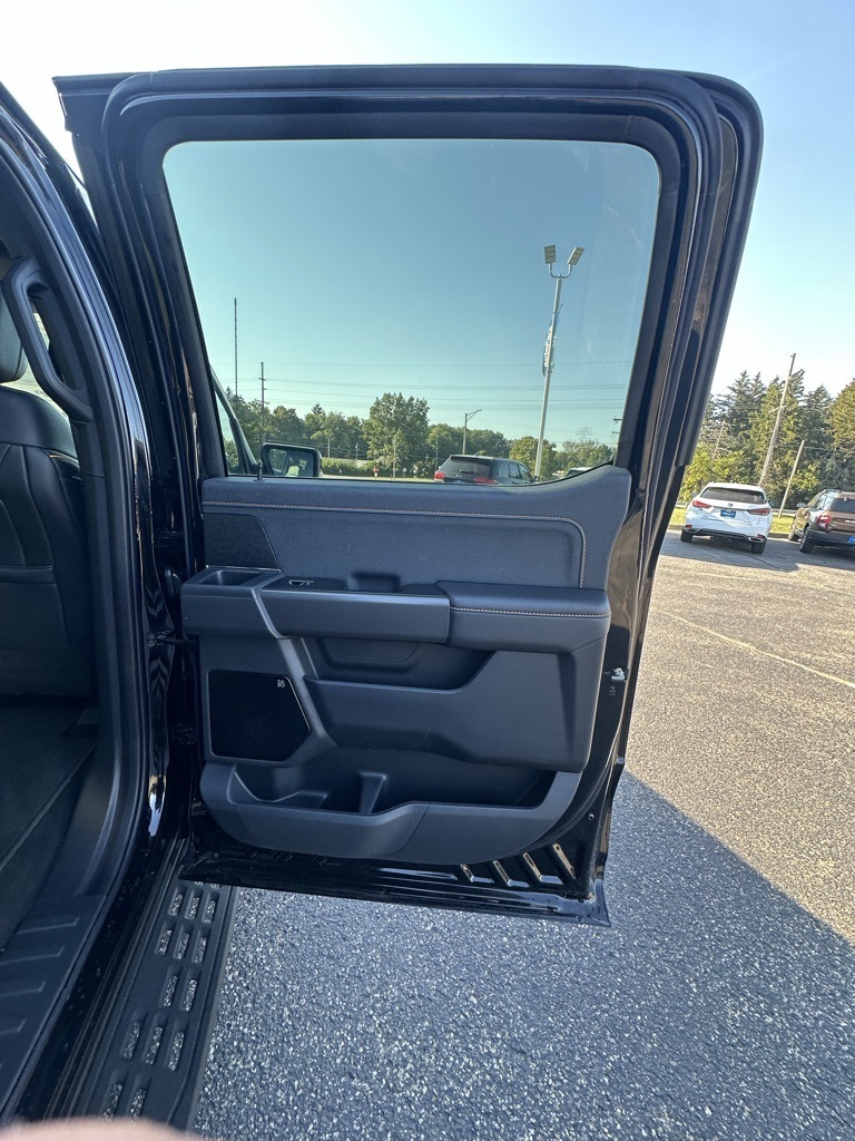 2025 Ford F-150 Tremor photo 9