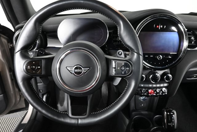 2024 Mini Cooper Convertible S photo 2