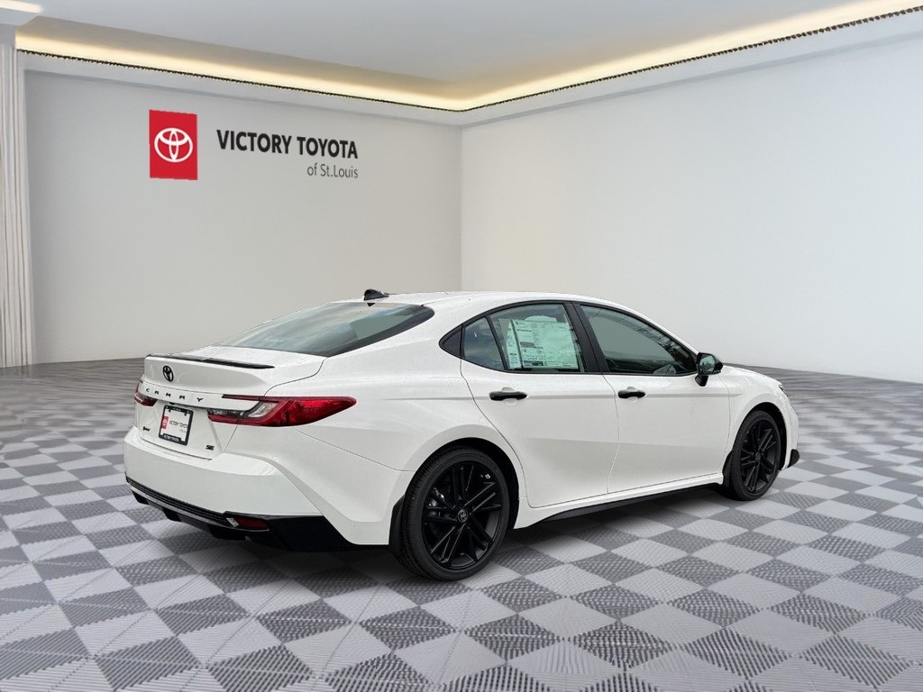 2026 Toyota Camry photo 2