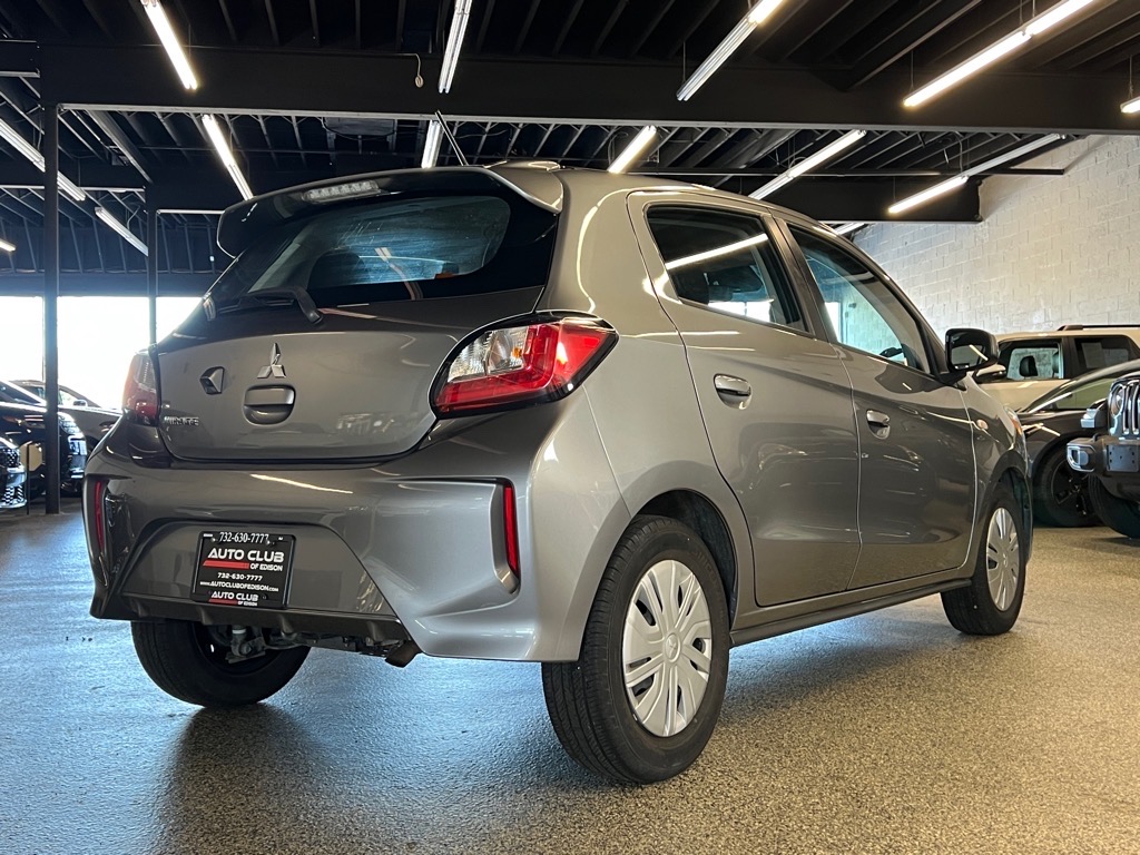 2022 Mitsubishi Mirage ES photo 5