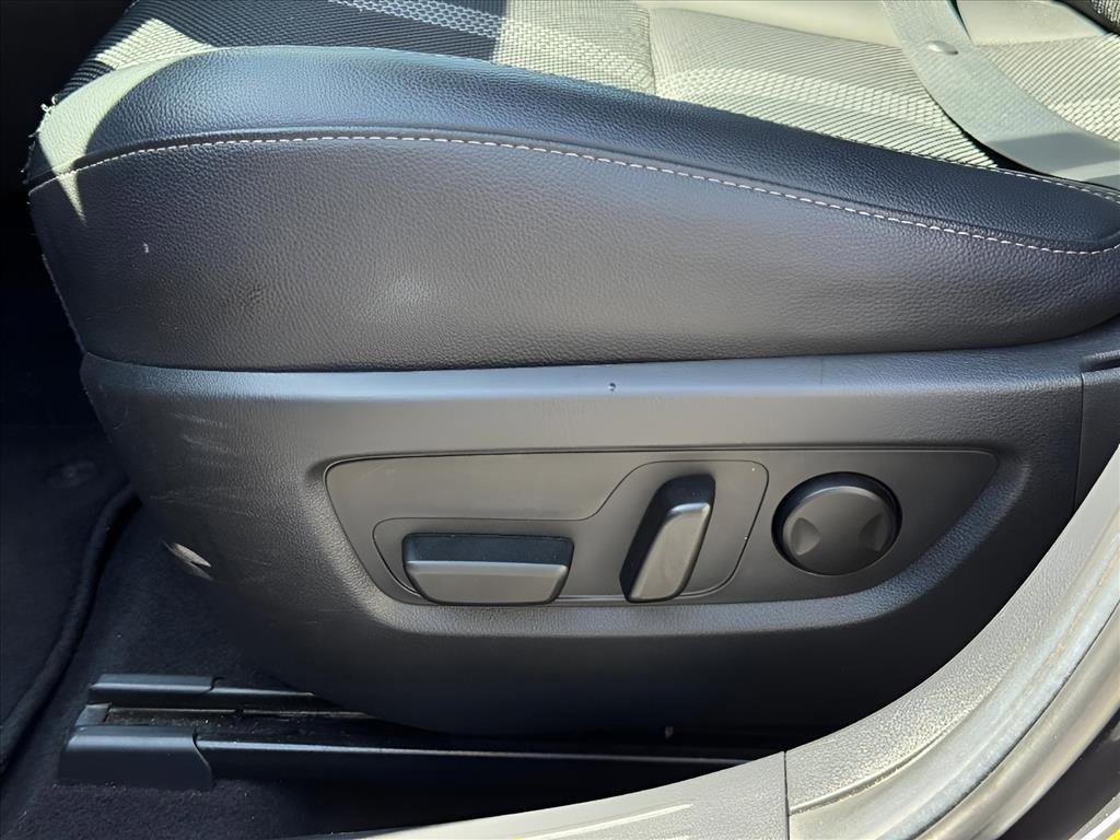 2024 Mazda CX-50 2.5 S Preferred photo 18