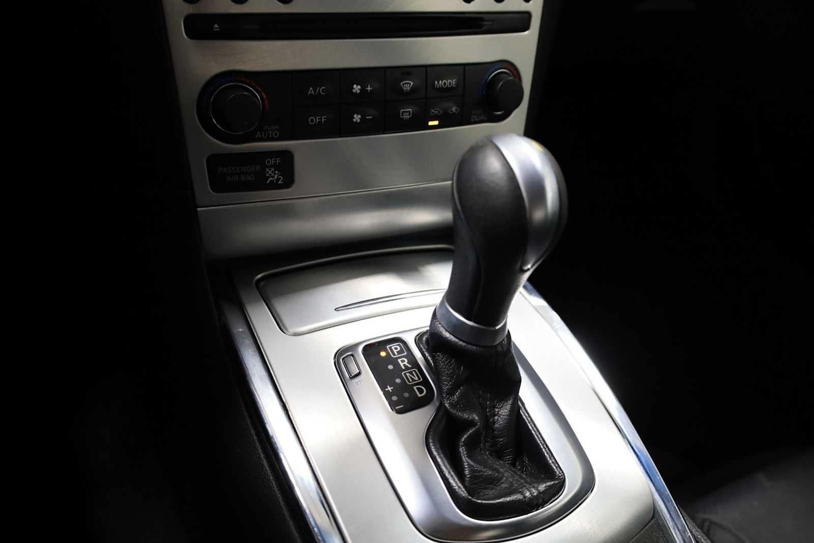 2013 Infiniti G37 Base photo 25