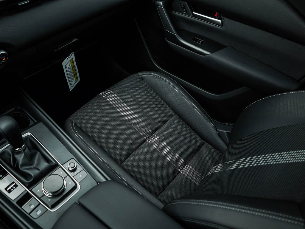 2025 Mazda CX-50 2.5 Select photo 22