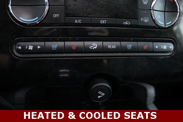 2014 Ford Expedition Limited photo 14