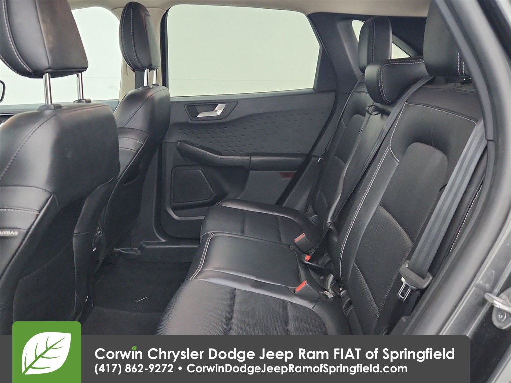 2020 Ford Escape SEL photo 27