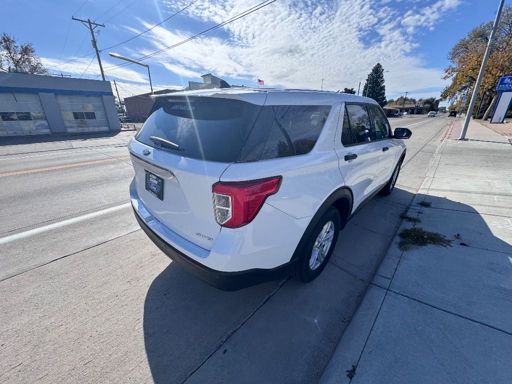 2023 Ford Explorer Base photo 3