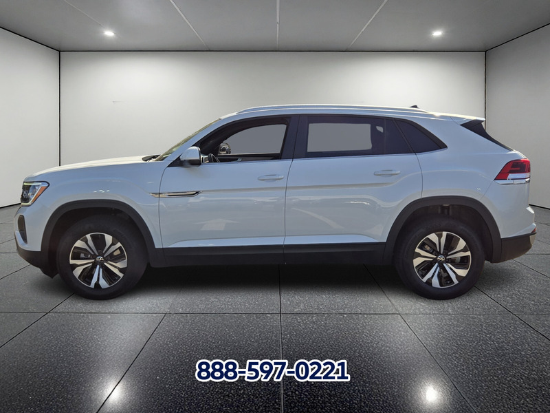 2026 Volkswagen Atlas Cross Sport SE photo 4