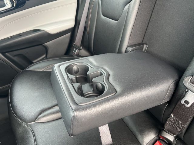 2024 Jeep Compass Limited photo 28