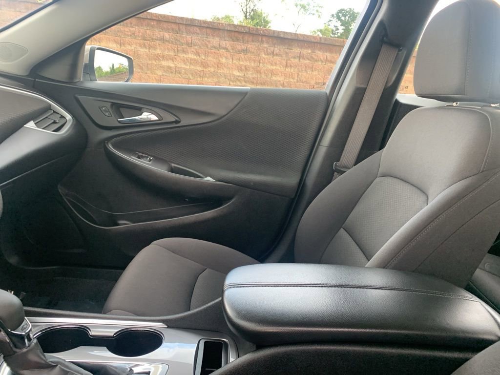 2023 Chevrolet Malibu 1LT photo 16