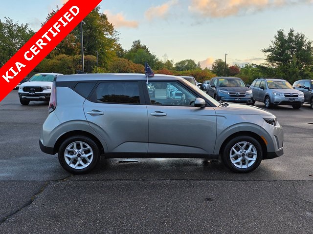 2024 Kia Soul LX photo 6